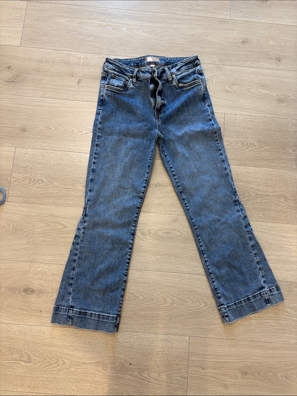 Kut from the Kloth Indigo Flare Wide-Leg Jeans